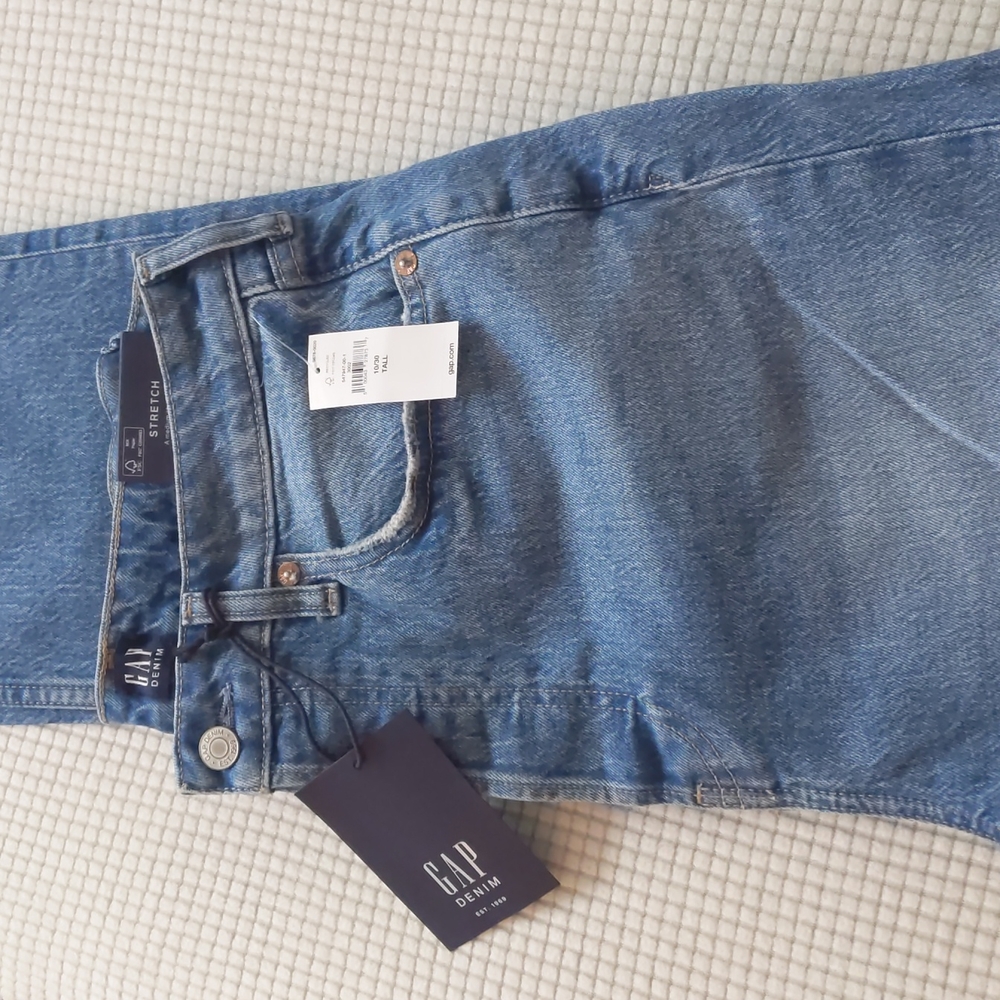 GAP High Rise Cheeky Straight Jeans